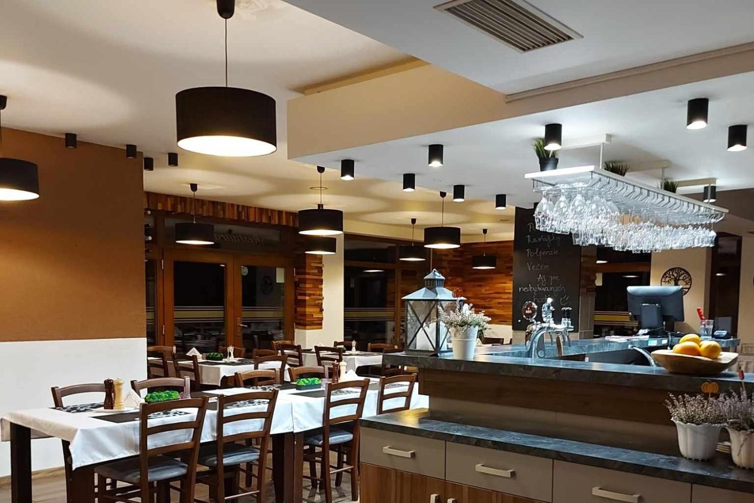 Vila Helena - Apartman Helena 15 Lägenhet Ruzomberok Exteriör bild